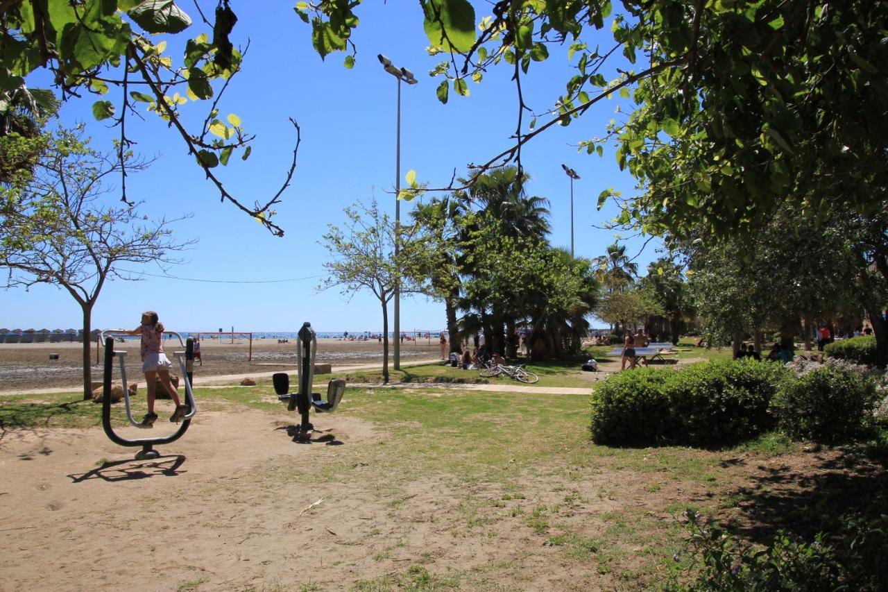 Tamarindos 30M De La Plage Apartman Benalmádena Kültér fotó